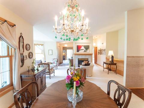 852 Ivy Ln, Eagan, MN 55123 photo 8