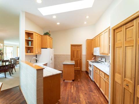 852 Ivy Ln, Eagan, MN 55123 photo 12