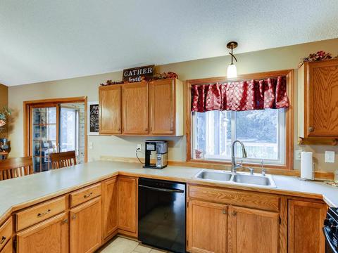 4196 Reading, Eagan, MN 55123 photo 6
