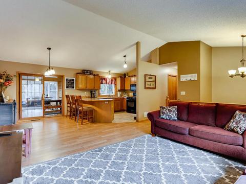 4196 Reading, Eagan, MN 55123 photo 8