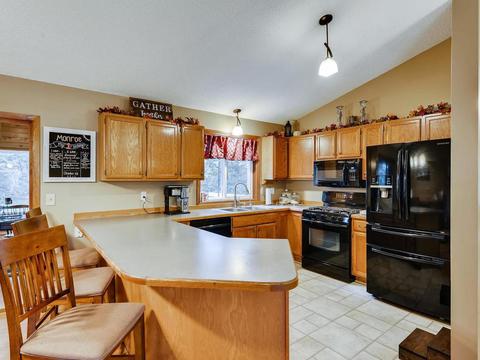 4196 Reading, Eagan, MN 55123 photo 3