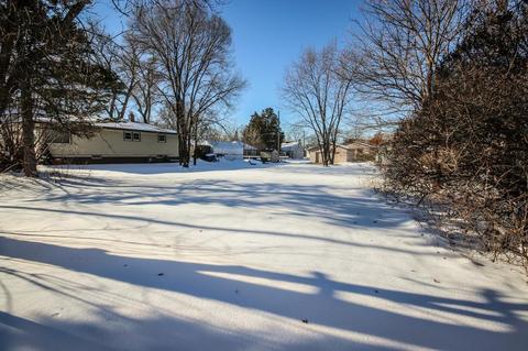 337 25th Ave N, Saint Cloud, MN 56303 photo 2