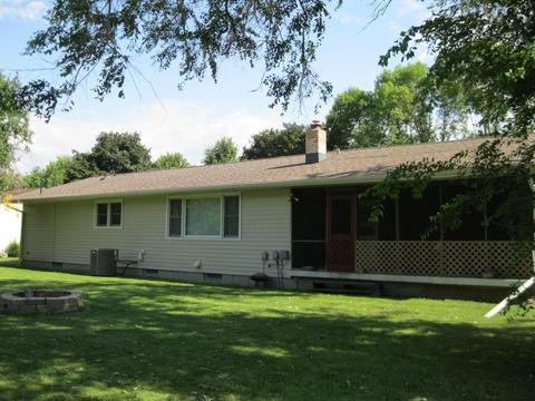 909 Pine Ave, Marshall, MN 56258 photo 22