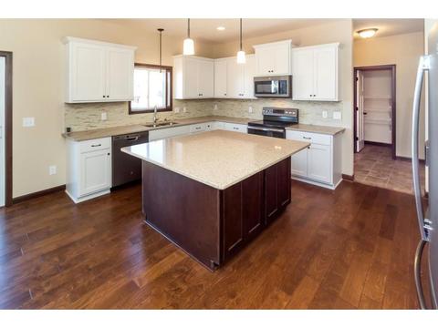 1326 Ashbrook Path, Rosemount, MN 55068 photo 1