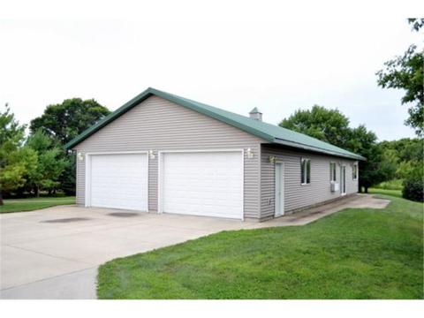 1009 Highland Rdg, Watson, MN 56295 photo 2