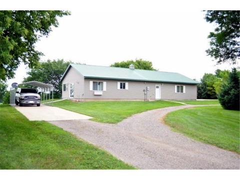 1009 Highland Rdg, Watson, MN 56295 photo 1