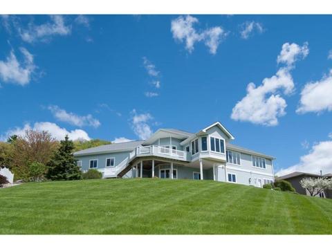 113 Red Apple Dr, La Crescent, MN 55947 photo 5