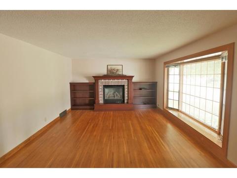 819 Home Pl, Faribault, MN 55021 photo 5