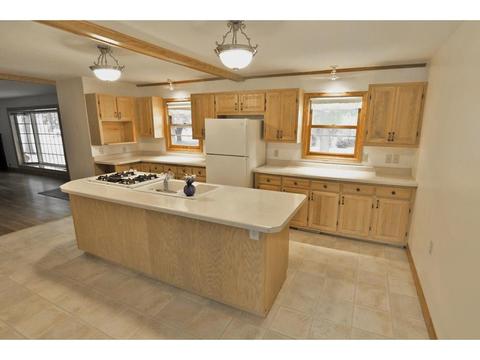 819 Home Pl, Faribault, MN 55021 photo 6