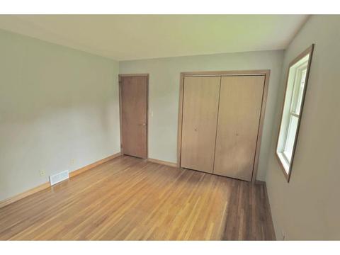 819 Home Pl, Faribault, MN 55021 photo 10