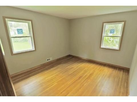 819 Home Pl, Faribault, MN 55021 photo 9