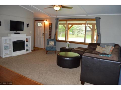 1822 143rd St, New Richmond, WI 54017 photo 3