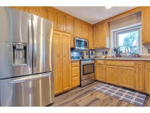 789 Sunset Dr, Eagan, MN 55123 photo 15