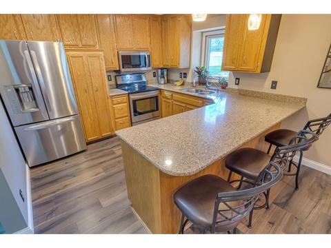 789 Sunset Dr, Eagan, MN 55123 photo 17
