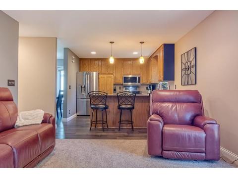 789 Sunset Dr, Eagan, MN 55123 photo 9