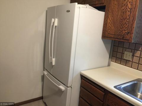2217 Maple Ln E, Maplewood, MN 55109 photo 9