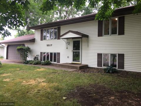 2217 Maple Ln E, Maplewood, MN 55109 photo 1
