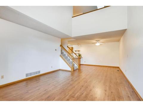 2007 Willow Cir, Centerville, MN 55038 photo 2
