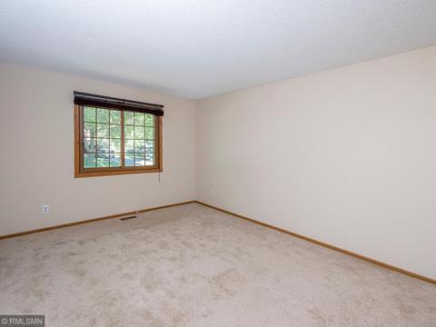 1836 Walnut Ln, Eagan, MN 55122 photo 11
