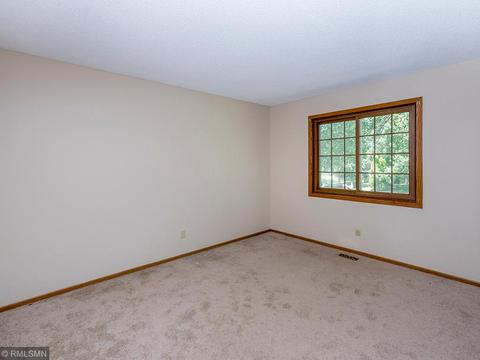 1836 Walnut Ln, Eagan, MN 55122 photo 12