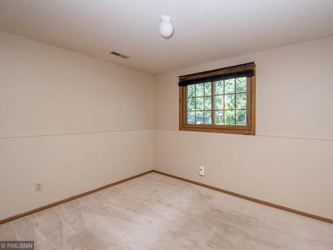 1836 Walnut Ln, Eagan, MN 55122 photo 18