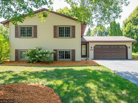 1836 Walnut Ln, Eagan, MN 55122 photo 1