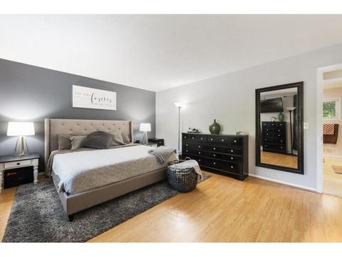 9850 Cavell Cir, Bloomington, MN 55438 photo 11