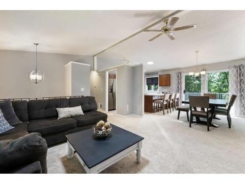 9850 Cavell Cir, Bloomington, MN 55438 photo 4