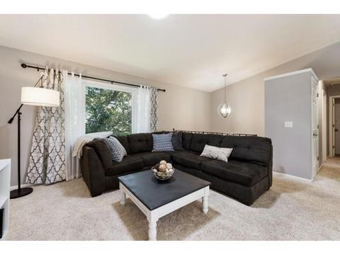 9850 Cavell Cir, Bloomington, MN 55438 photo 3