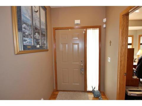 1537 Stonewood Ln, Eagan, MN 55122 photo 7