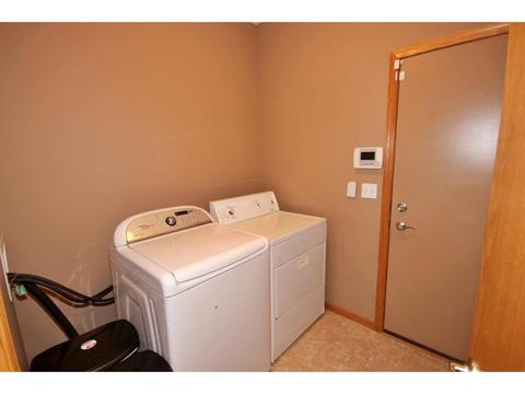 1537 Stonewood Ln, Eagan, MN 55122 photo 36