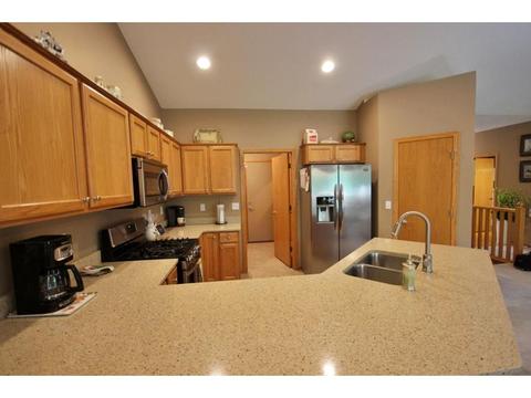 1537 Stonewood Ln, Eagan, MN 55122 photo 16