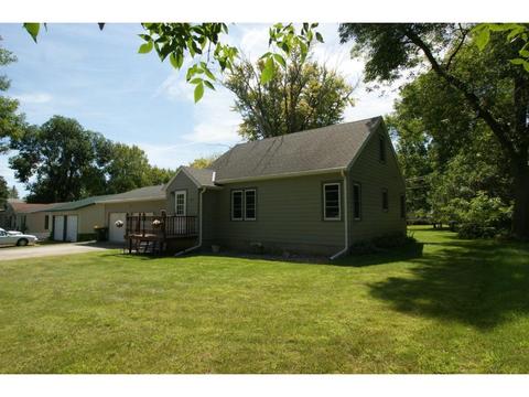 620 Cedar Ave E, Hector, MN 55342 photo 2