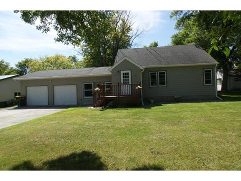620 Cedar Ave E, Hector, MN 55342 photo 1