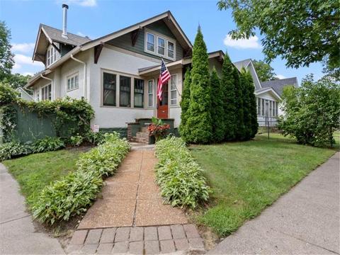 876 Rose Ave E, Saint Paul, MN 55106 photo 1