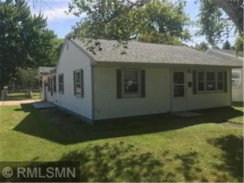 1112 9th Ave NE, Brainerd, MN 56401 photo 1