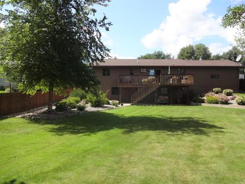 403 Chavis Dr, Hendricks, MN 56136 photo 8