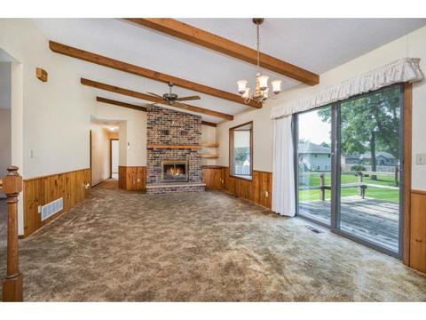 308 23rd St SE, Willmar, MN 56201 photo 2