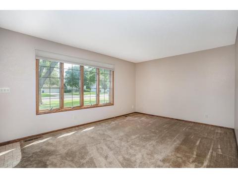 308 23rd St SE, Willmar, MN 56201 photo 6