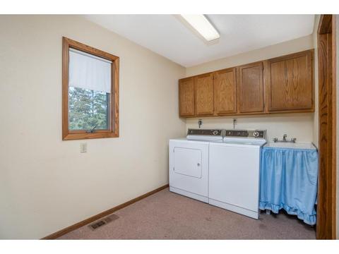 308 23rd St SE, Willmar, MN 56201 photo 11