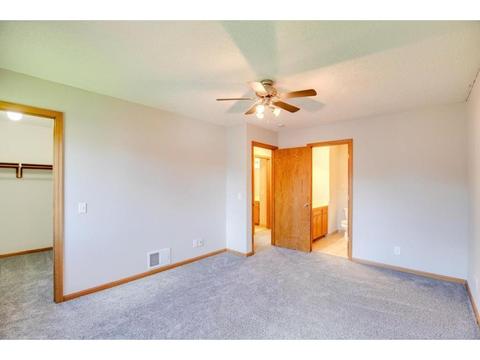 986 Ticonderoga Trl, Eagan, MN 55123 photo 21