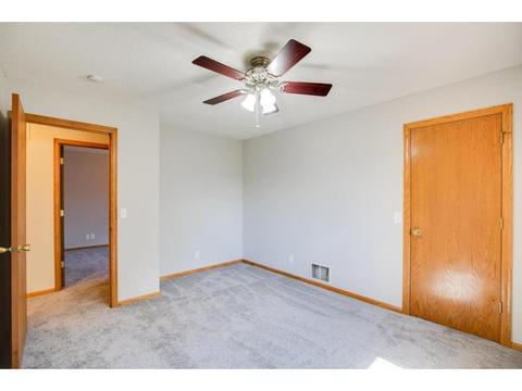 986 Ticonderoga Trl, Eagan, MN 55123 photo 23