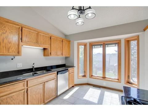 986 Ticonderoga Trl, Eagan, MN 55123 photo 13