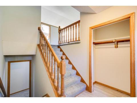 986 Ticonderoga Trl, Eagan, MN 55123 photo 4
