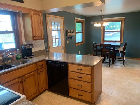 601 Maple Ln, Spring Valley, MN 55975 photo 3