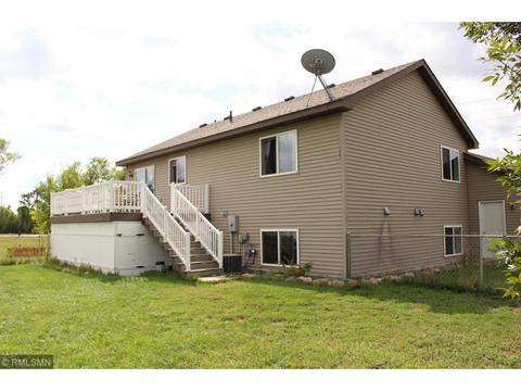 2056 47th St SE, Saint Cloud, MN 56304 photo 8