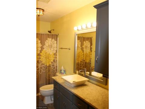 2056 47th St SE, Saint Cloud, MN 56304 photo 9