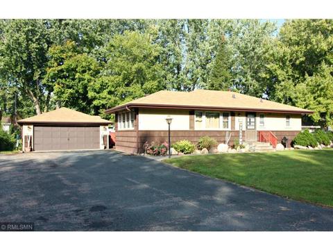 1419 Halgren Rd, Maple Plain, MN 55359 photo 1