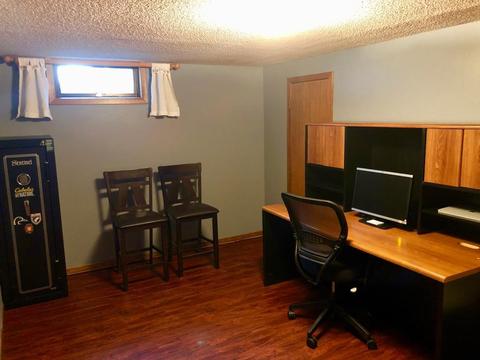 405 W Thomas Ave, Marshall, MN 56258 photo 18