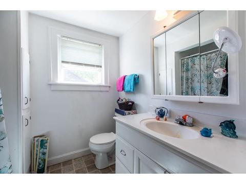 908 S Section Ave, Spring Valley, MN 55975 photo 12